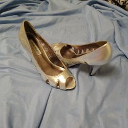 Ladies Shoes