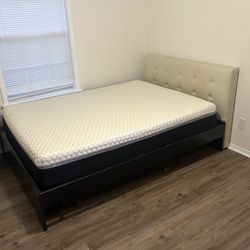 Queen Size Southerland Hybrid Mattress (including Bed Frame & Head Board For Free)