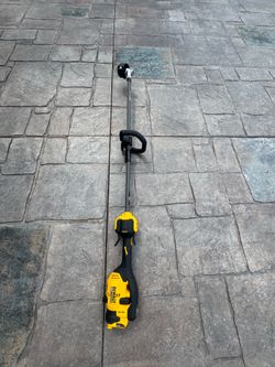 Brand new  FLEXVOLT 60V MAX 17 in. Cordless Battery Powered Attachment Capable Trimmer (Tool Only)
