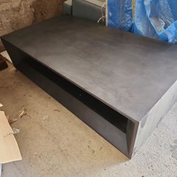 Livingroom Table