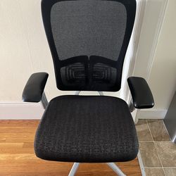 Haworth Zody Task Desk Chair Black