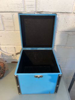 (Opened) Blue/Black/Grey Personal Box