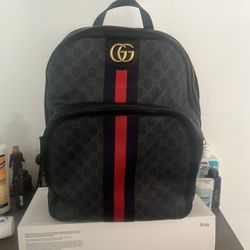 Gucci Back Pack (willing to negotiate)