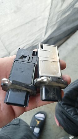 Infiniti g37 2009 mass air flow sensor