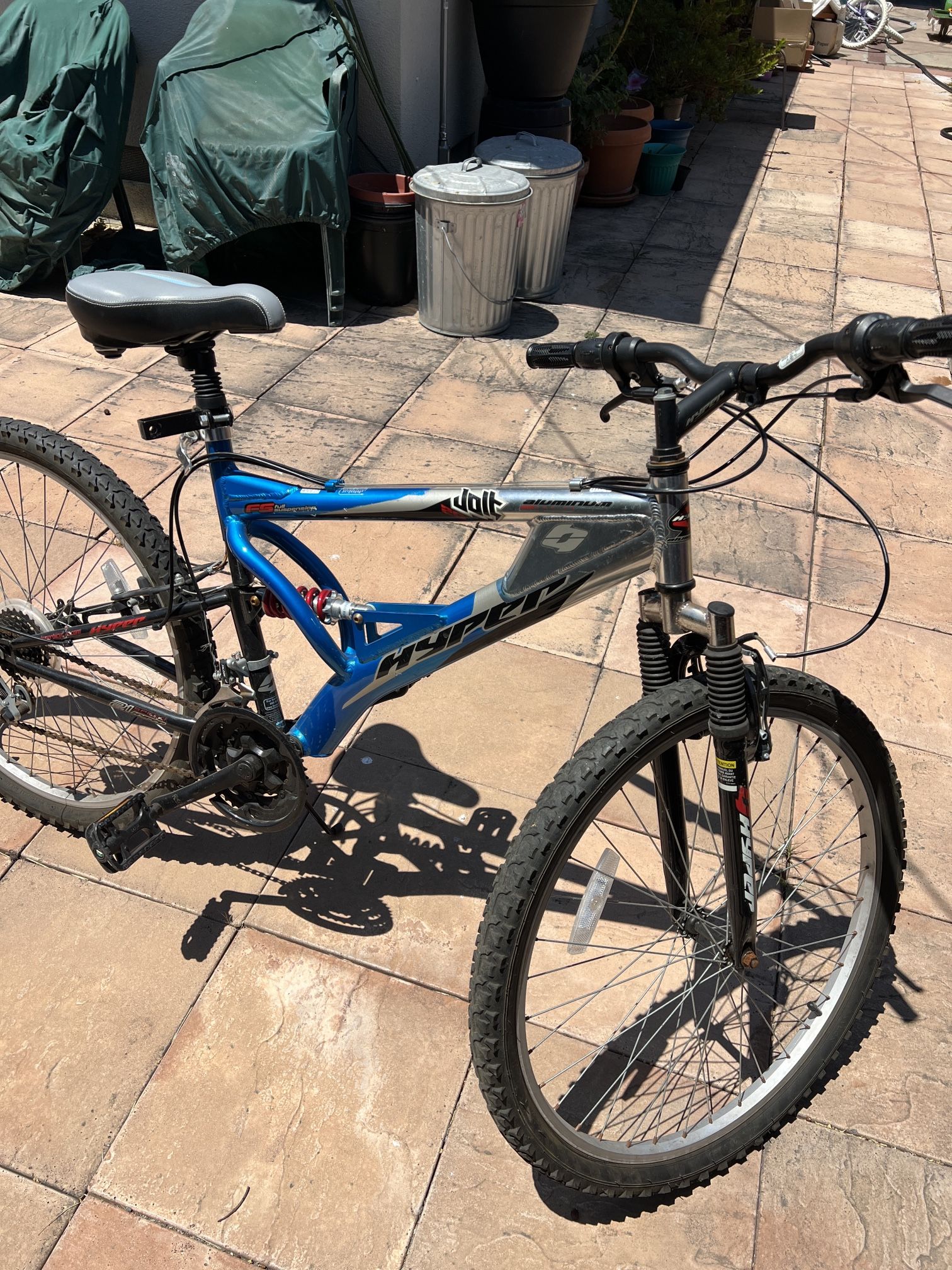 Hyper jolt mountain bike sale
