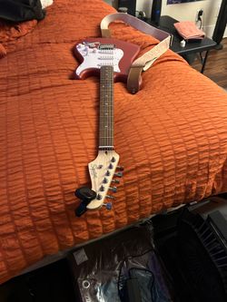 squire by fender electric guitar