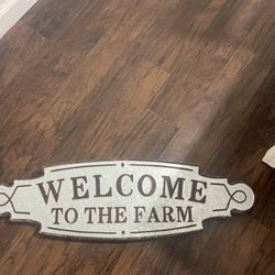 Farmhouse Sign