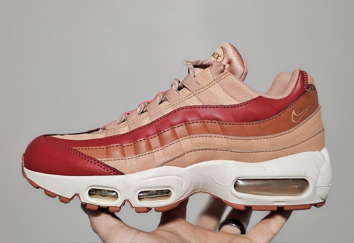 Nike Air Max 95 Dusty Peach Womens Size RARE 2018 Og