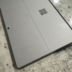 Surface Pro 7+