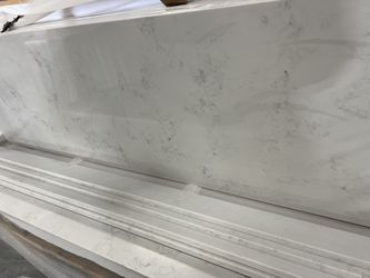 Quartz countertop/Bianco Carrara 