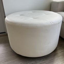 White Ottoman -small Furniture 