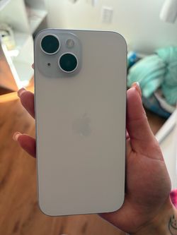 Apple iPhone 15 Blue