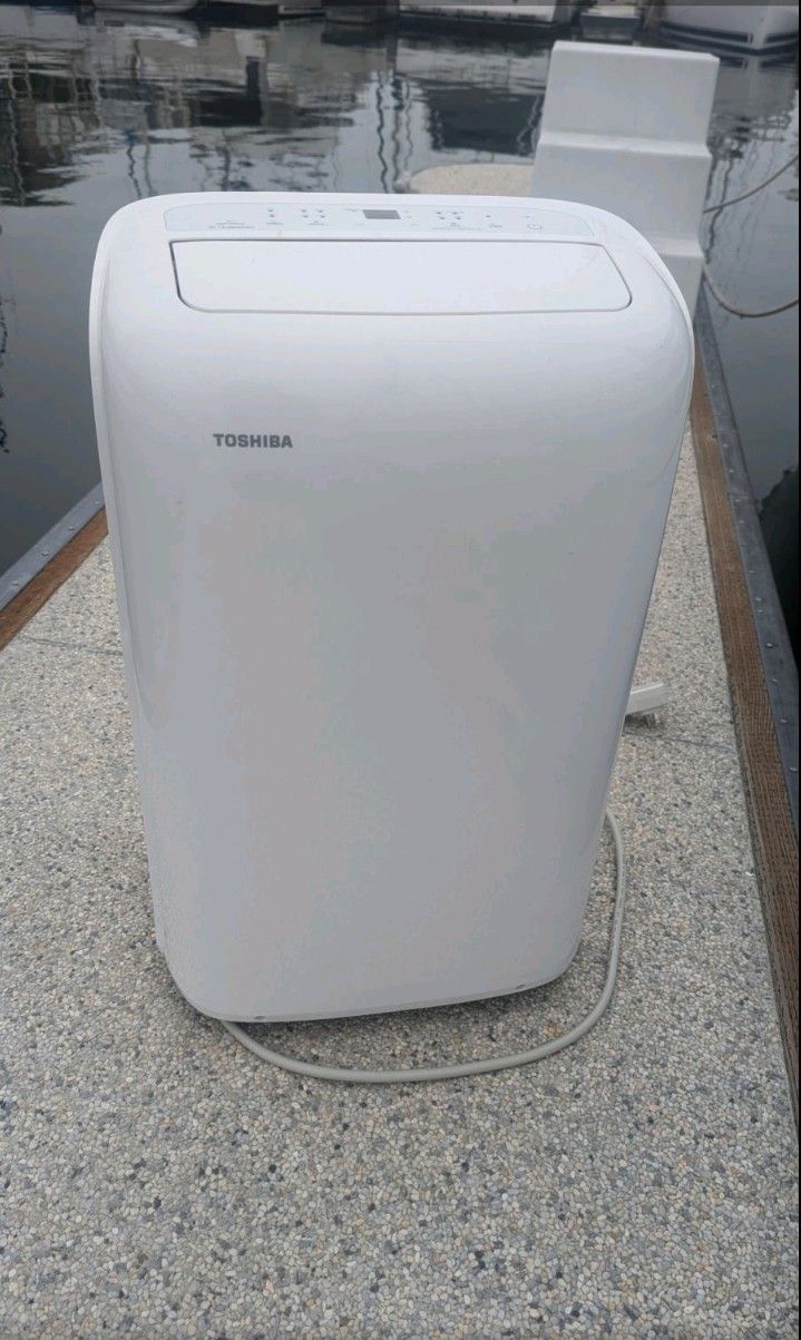Toshiba Portable AC