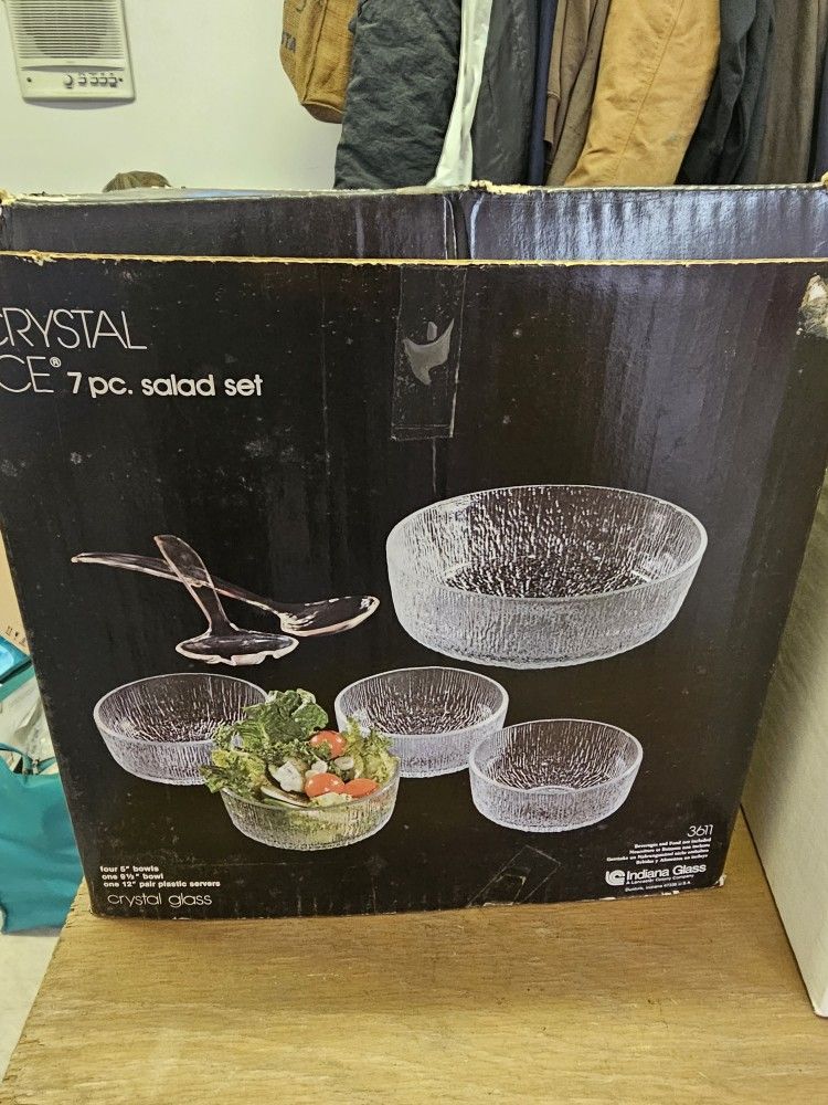 Crystal Ice 7 PC Salad Set