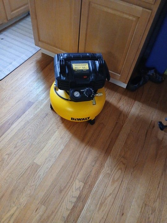 165 Psi Dewalt Air