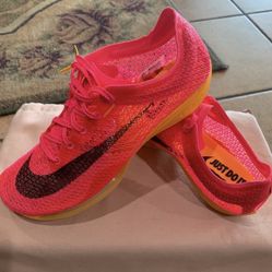 NIKE AIR ZOOM VICTORY TRACK& FIELD DISTANCE SPIKES (Size: 8.5)