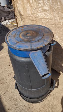 1960's Ford Air Filter Assembly