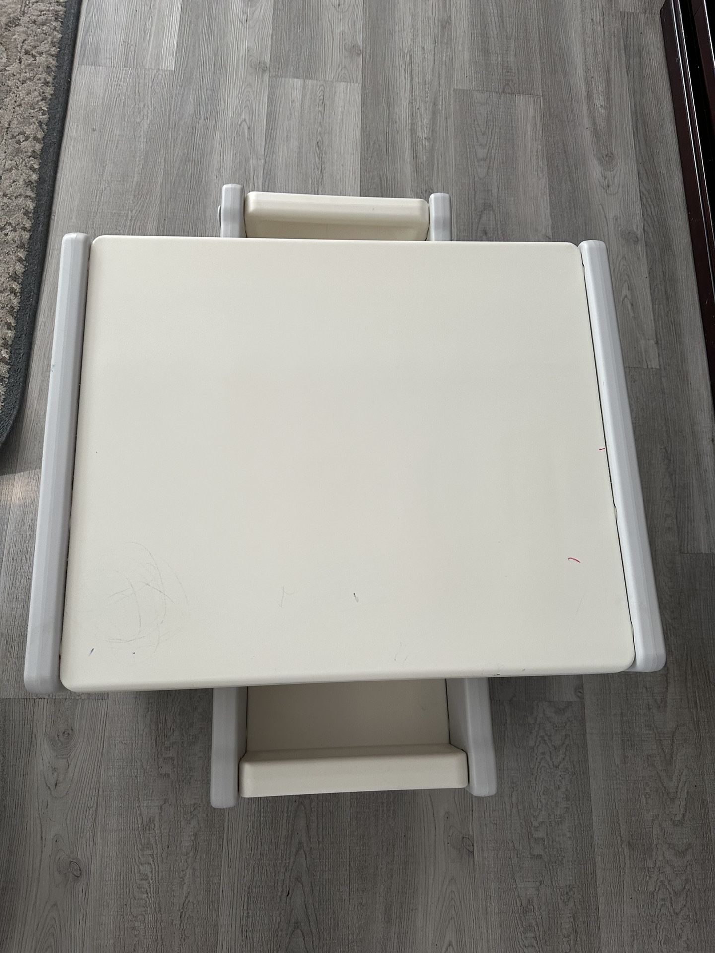 Kids Table And Chair