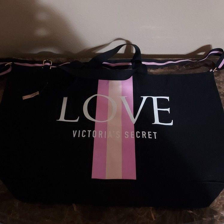 NEW VICTORIA SECRET COTTON OVERNIGHT TOTE RETAIL $60
