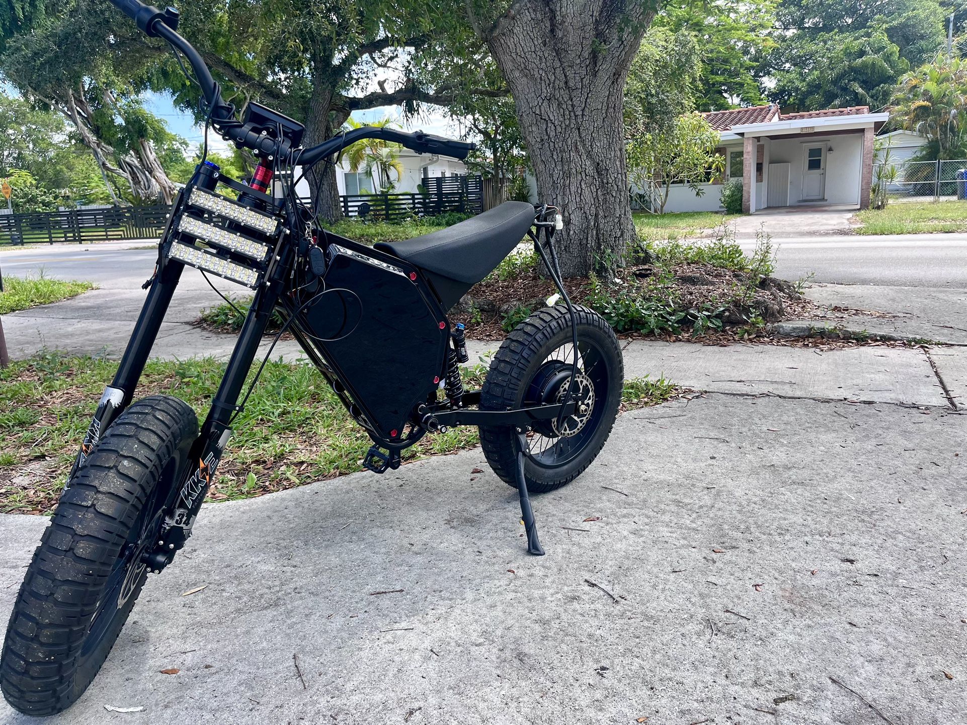 2025 Stealth Bomber NEED GONE $1900 Fast Sale Electric Bike NEW!! Needs Battery