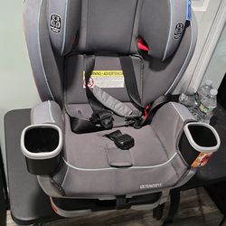 Graco  4ever DLX car seat.