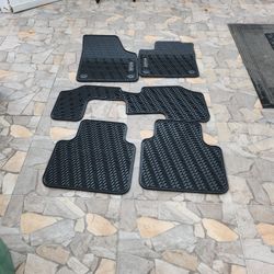 Atlas RUBBER MATS LIKE NEW Volkswagan