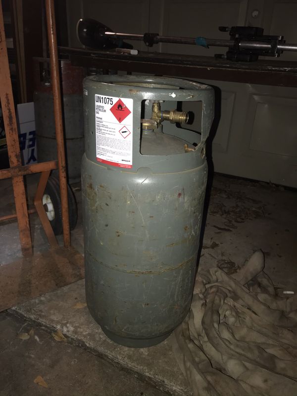 33.5Lb Propane Tank/ Forklift propane tank for Sale in Houston, TX OfferUp