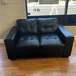 COUCHES ( Leather ) 
