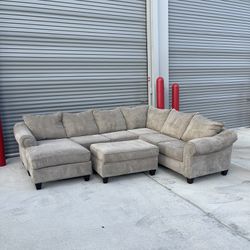 Big Sectional Couch With Ottoman