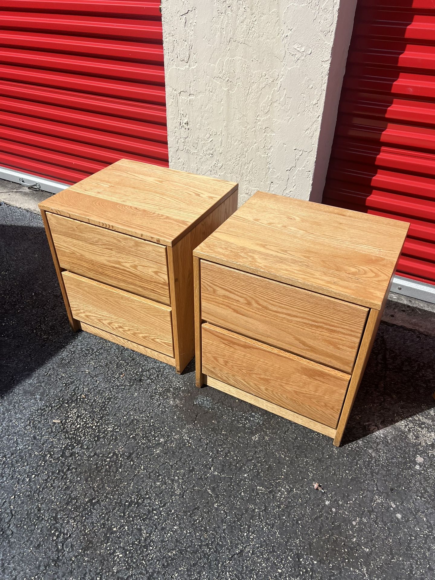 Set Of Two Solid Oak Wood  Two Drawers Night Stands