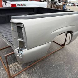 99-06 Silverado / Sierra Crew Cab Bed