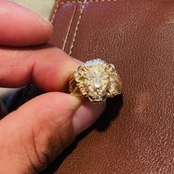 Lion 10k Gold Ring 