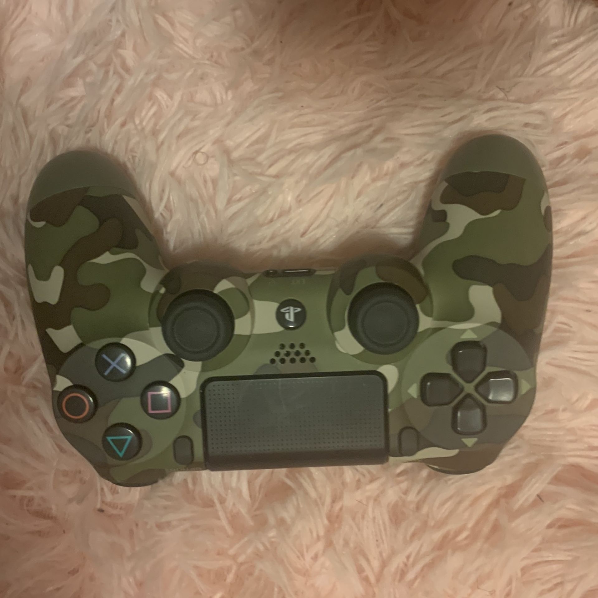 PS4 Controller