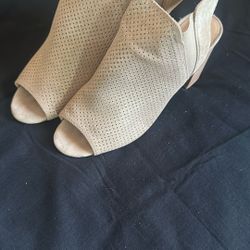 Size8 Color Dark Gold