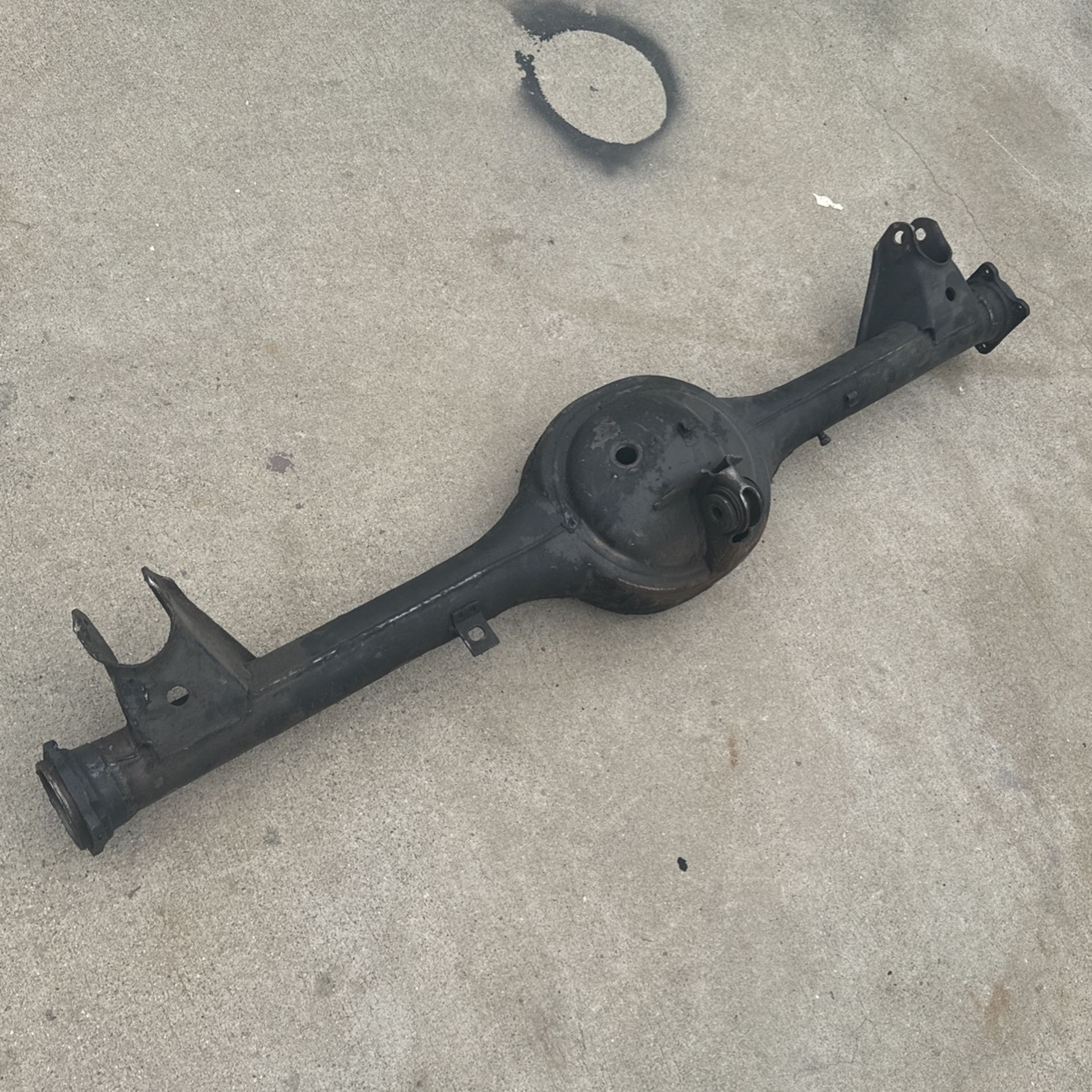 1958 Impala Rear End Housing SHORTENED TO FIT SKIRTS