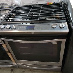 WHIRLPOOL GOLD SERIES 30" STAINLESS STEEL SLIDE IN 5 BURNER GAS STOVE 