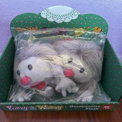BIG COMFY COUCH — Fuzzy & Wuzzy Dust Bunnies Plushies — NEW