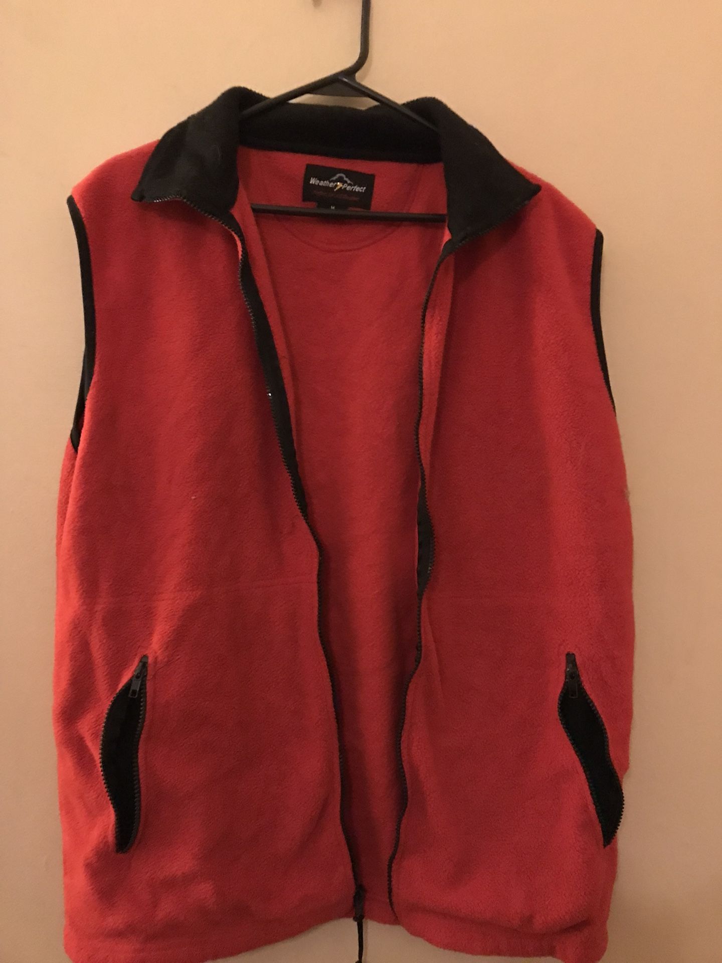 Men/Woman Red Vest