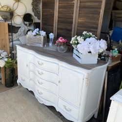 George’s Lingerie Dresser. Designer Wood 5 Ft