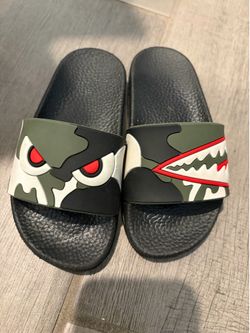 Slippers size 11c-12c