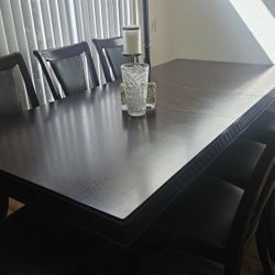 Bradford Heights Walnut Wood Dining Leaf Table And Chairs