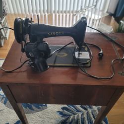 Sewing Machine Singer