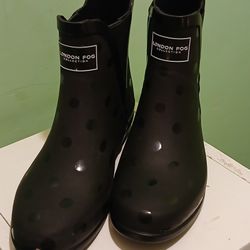 London Fog Rain Booties. Black With Black Polkadots. Size 8. Ankle Height
