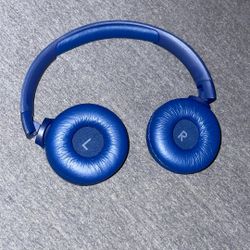 JBL headphones 
