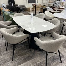 Modern Stylish Sintered Stone Dining Table with 6 Chairs