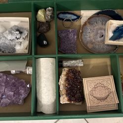 Geology Collection Amethyst, Quartz And Different Agates Rocks & Crystals In Box