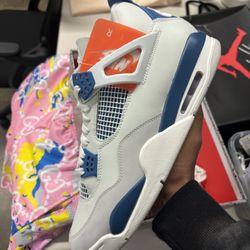 Jordan 4 - Military Blue 