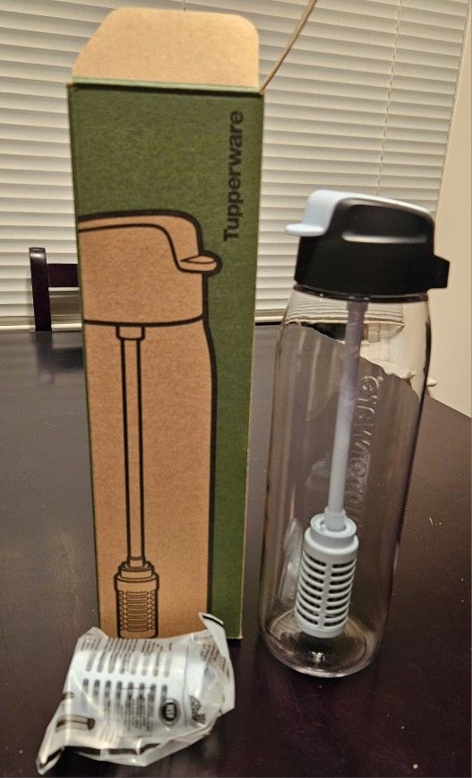 Tupperware Pure&Go Water Filter Bottle