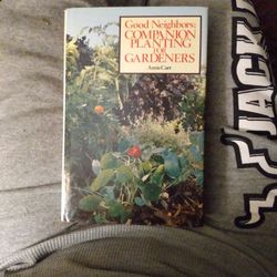 Good Neighbor Companion Planting For Gardeners