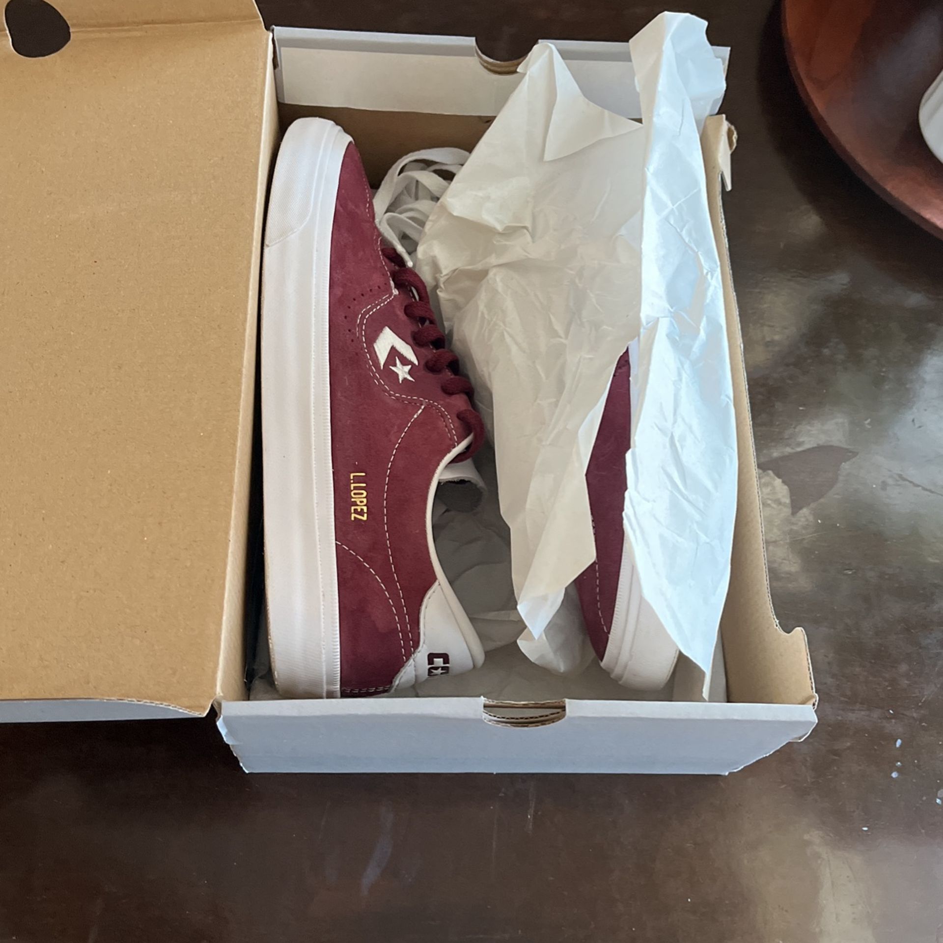 CONVERSE louie lopez